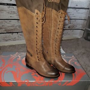 Kelsi Dagger boots 6.5